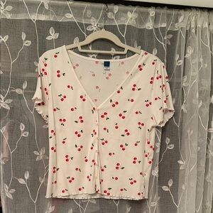 Old Navy Red and White Short Sleeve Crop Blouse